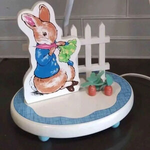 Peter Rabbit Nursery  Lamp Night Light Beatrix Potter/Frederick Warne & Co 2001